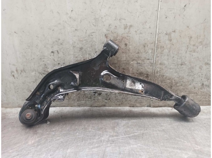 Recambio de brazo suspension inferior delantero izquierdo para nissan maxima qx (a32) 2.0 v6 24v cat referencia OEM IAM 