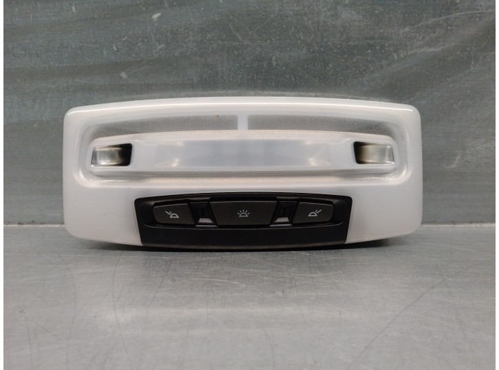 Recambio de luz interior para bmw serie 1 lim. (f20) 2.0 turbodiesel referencia OEM IAM 63319277925 63319277927 HELLA