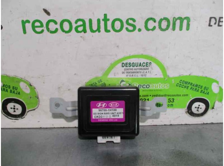 Recambio de modulo electronico para kia cee´d sporty wagon 2.0 crdi referencia OEM IAM 957001H100  