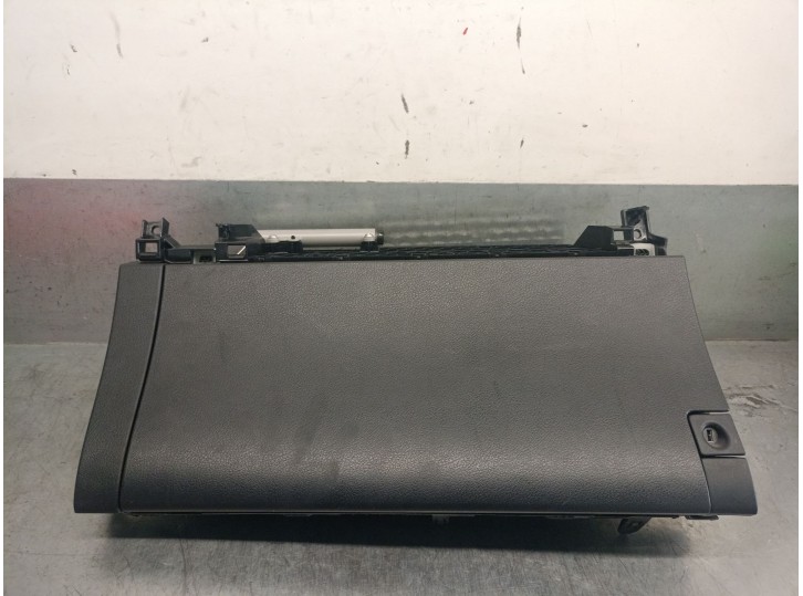 Recambio de guantera para lexus ct (zwa10_) 200h (zwa10_) referencia OEM IAM 5555076013 5555076013C0 