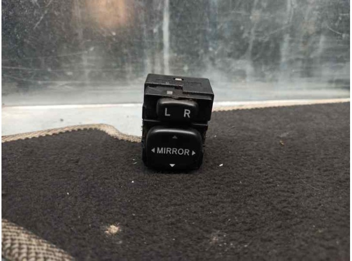 Recambio de mando retrovisor para toyota prius (nhw20) 1.5 cat referencia OEM IAM 183574  