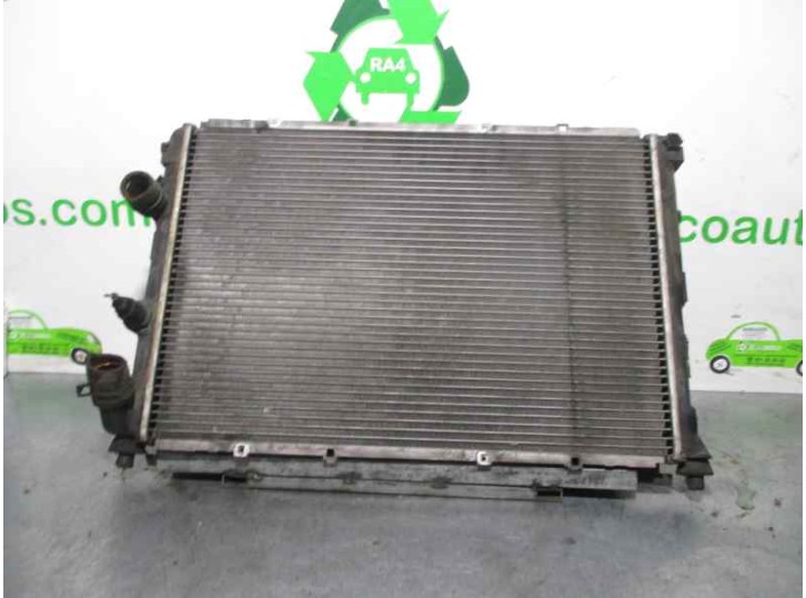 Recambio de radiador agua para renault megane i berlina hatchback (ba0) 1.6 referencia OEM IAM 7700838133 