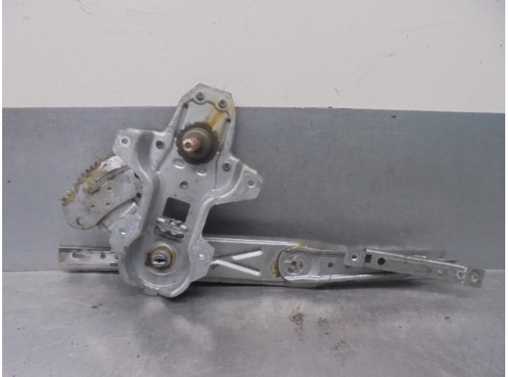 Recambio de elevalunas trasero izquierdo para honda civic berlina .5 (ma/mb) 1.5 referencia OEM IAM 72750ST3E01  