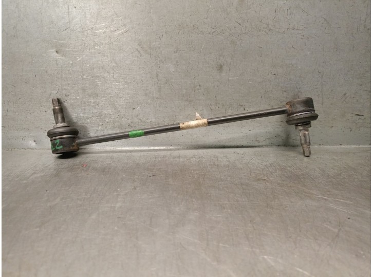Replacement front right stabilizer link for Hyundai i30 (PDE, PD, PDEN) 2.0 N OEM IAM reference 54830F2000 54830F