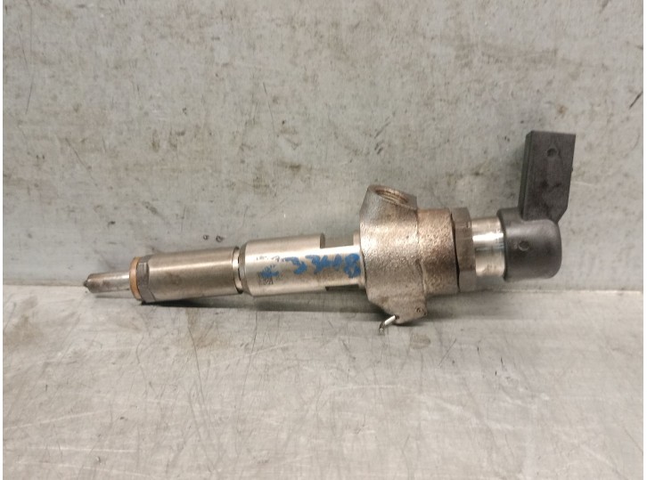 Recambio de inyector para ford fiesta (cbk) 1.4 tdci cat referencia OEM IAM 9655304880 