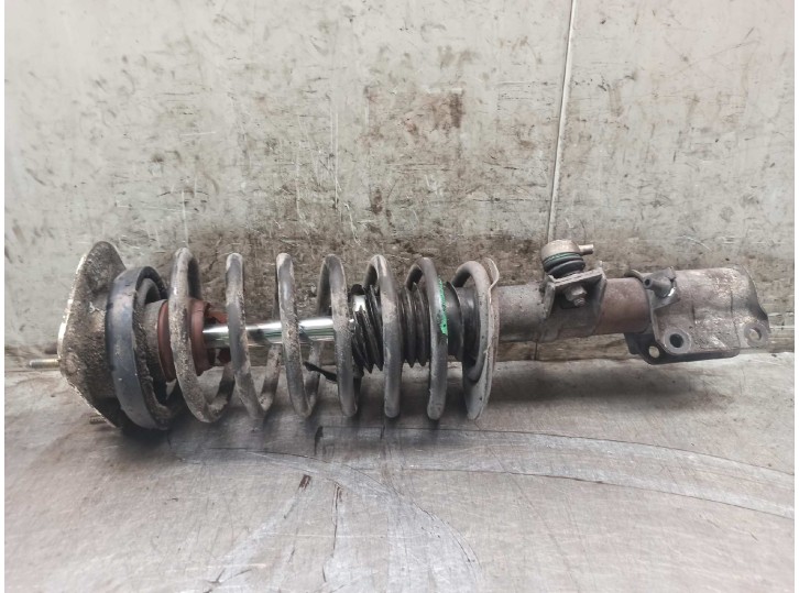 Recambio de amortiguador delantero izquierdo para volvo serie 850 2.5 20v cat referencia OEM IAM 3546231 