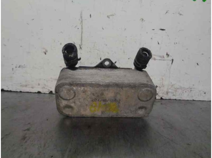 Recambio de enfriador aceite motor para opel astra g berlina 2.0 dti referencia OEM IAM 90571672 5989070121 KTM