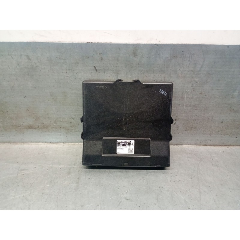 Recambio de modulo electronico para toyota c-hr (_x1_) 1.8 hybrid (zyx10_, zyx11_) referencia OEM IAM 89981F4040 89981F4040 