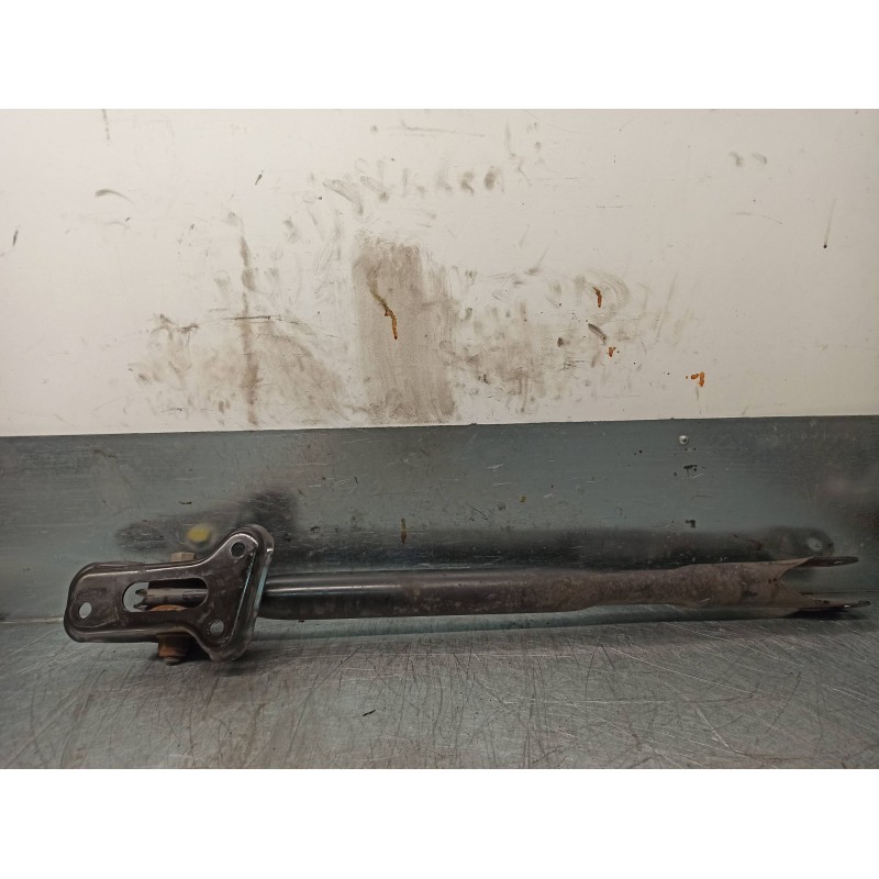 Recambio de brazo suspension inferior trasero izquierdo para land rover evoque 2.2 td4 cat referencia OEM IAM LR029576  