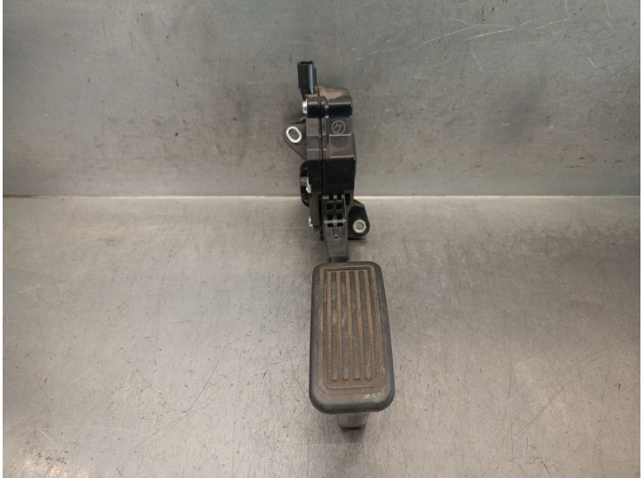 Recambio de potenciometro pedal para lexus ct (zwa10_) 200h (zwa10_) referencia OEM IAM 7811076091 7811076091 1988002020 DENSO