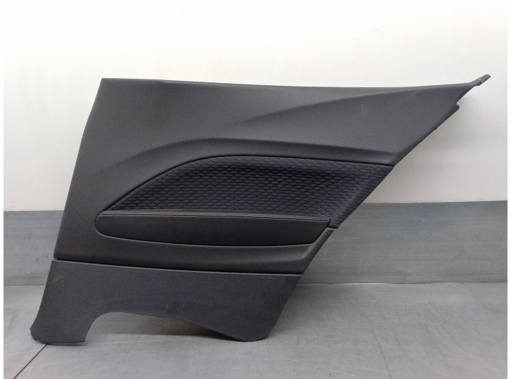 Recambio de guarnecido puerta trasera derecha para bmw serie 1 lim. (f20) 2.0 turbodiesel referencia OEM IAM 51438054922 