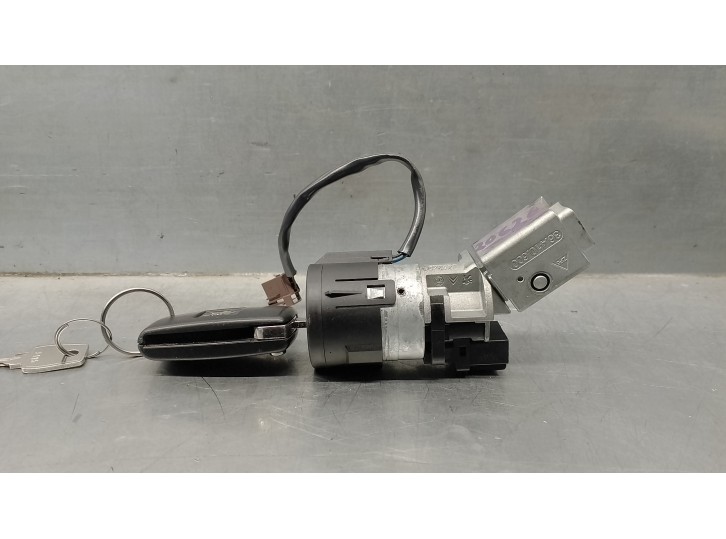 Replacement ignition switch for Peugeot 3008 1.6 HDi FAP cat (9HZ / DV6TED4) OEM IAM reference 9663123380 DELPHI