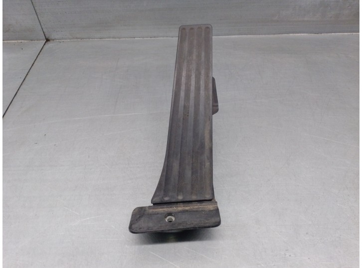 Recambio de potenciometro pedal para bmw serie 1 lim. (f20) 2.0 turbodiesel referencia OEM IAM 35426853176 35406889819 