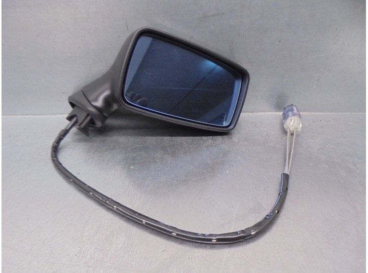 Recambio de retrovisor derecho para audi 80/90 (811/813/853) 2.2 referencia OEM IAM AD1071D MANUAL NEGRO