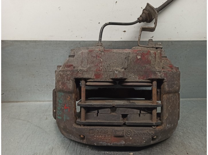 Recambio de pinza freno delantera izquierda para iveco eurocargo 5.9 diesel referencia OEM IAM 566202  BREMBO