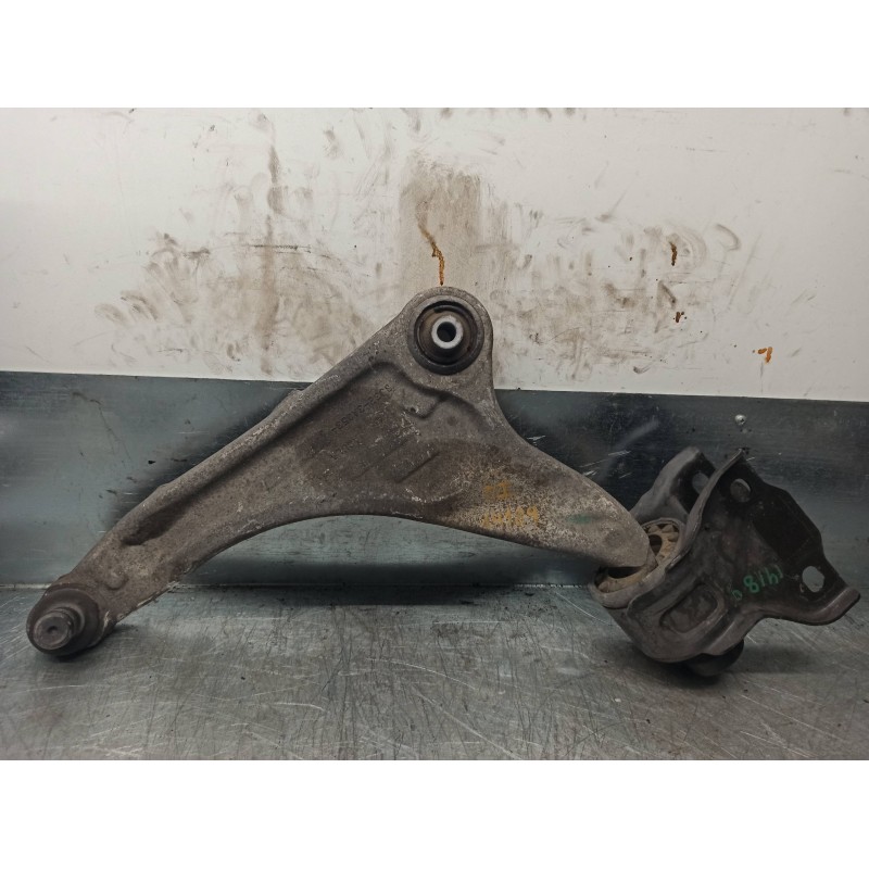 Recambio de brazo suspension inferior delantero izquierdo para land rover evoque 2.2 td4 cat referencia OEM IAM BJ323A053  