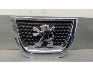 Recambio de rejilla delantera para peugeot 3008 1.6 hdi fap cat (9hz / dv6ted4) referencia OEM IAM 9685973077  