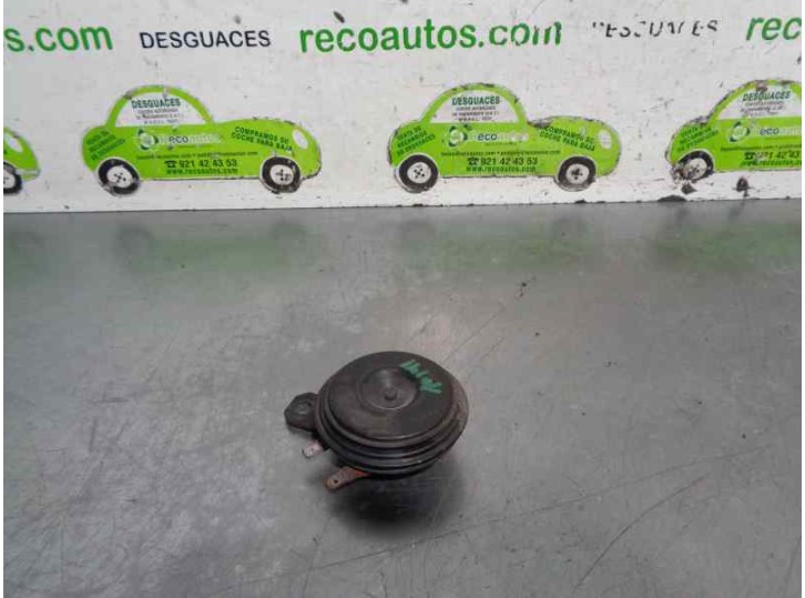 Replacement horn for Suzuki Jimny SN (FJ) 1.5 DDiS turbodiesel cat OEM IAM reference 3850084A00 