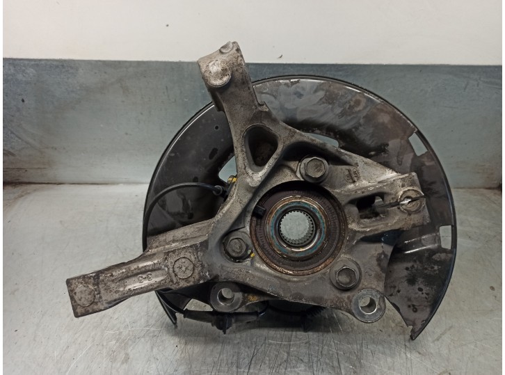 Recambio de mangueta delantera derecha para chevrolet cruze 2.0 diesel cat referencia OEM IAM 13319483  