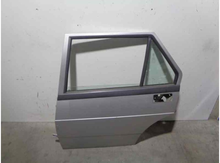 Recambio de puerta trasera izquierda para alfa romeo 75 1.6 referencia OEM IAM 60526533 GRIS 4 PUERTAS