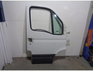 Replacement front right door for Iveco Daily KA 2.3 Diesel CAT OEM IAM reference 99460120 WHITE 5 DOORS