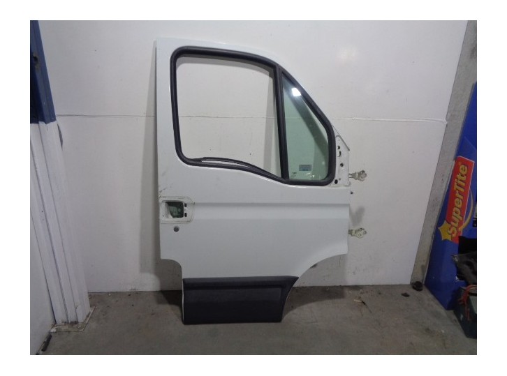 Replacement front right door for Iveco Daily KA 2.3 Diesel CAT OEM IAM reference 99460120 WHITE 5 DOORS