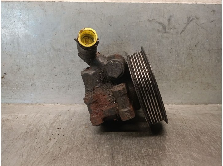 Replacement power steering pump for Ford Focus I (DAW, DBW) 2.0 16V OEM IAM reference 1373802 1373802 