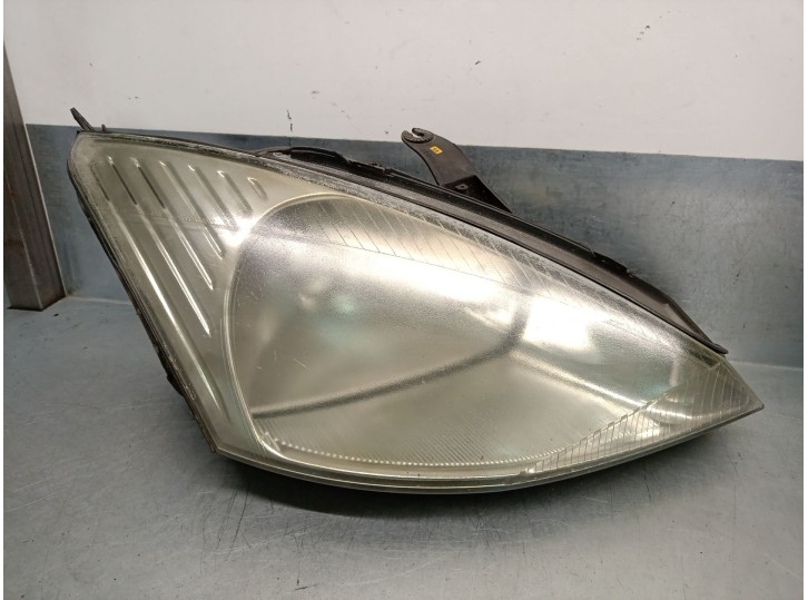 Recambio de faro derecho para ford focus i (daw, dbw) 2.0 16v referencia OEM IAM 1152095 1152095 