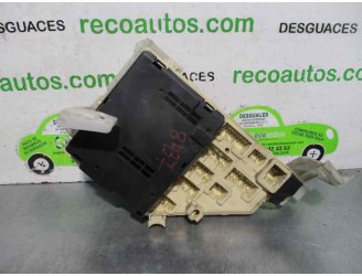 Recambio de caja reles / fusibles para toyota prius (nhw11) 1.5 16v cat referencia OEM IAM 8274247010 1567001930 