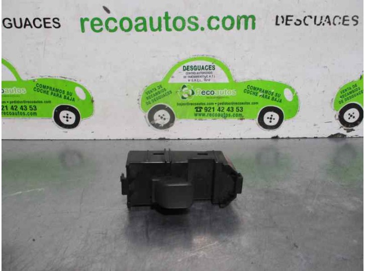 Recambio de mando elevalunas delantero derecho para toyota prius (nhw11) 1.5 16v cat referencia OEM IAM 8403047010 