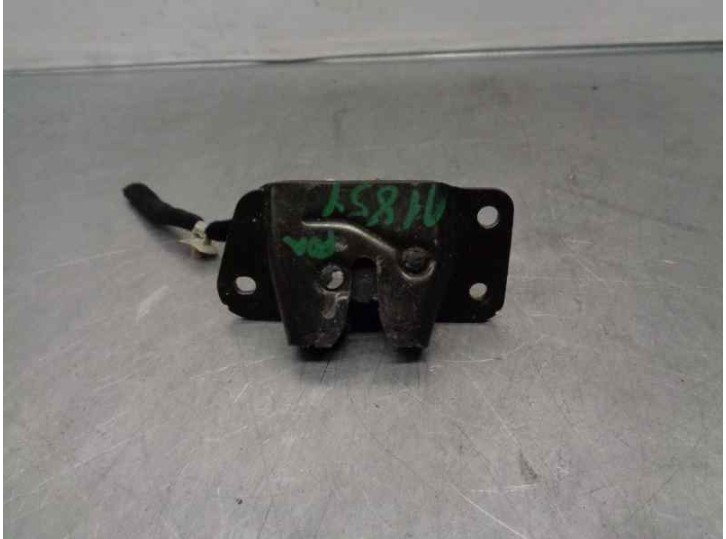 Replacement trunk / tailgate lock for Hyundai Santa Fe (SM) 2.0 CRDi cat OEM IAM reference 1 PIN 5 DOORS