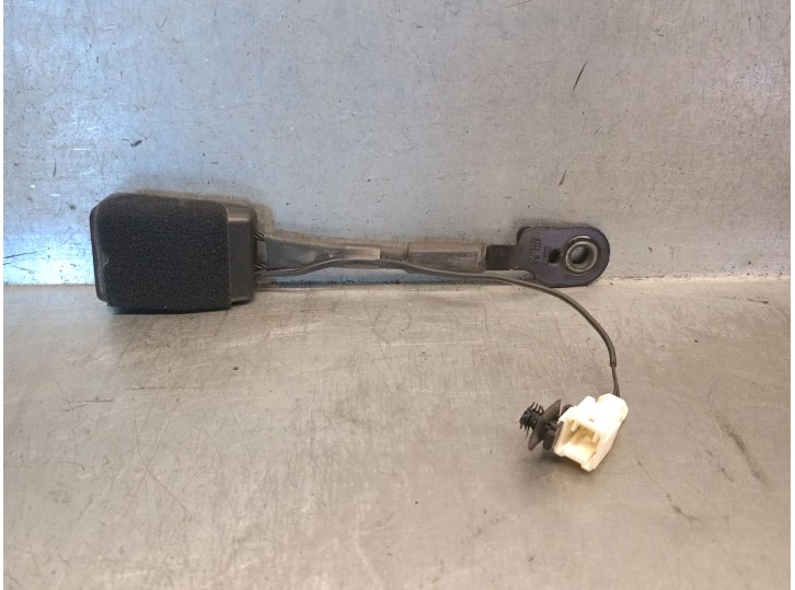 Recambio de enganche cinturon para peugeot 508 2.0 16v hdi fap referencia OEM IAM 18711AEU 8976G2 