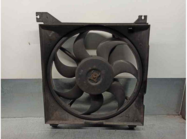 Recambio de electroventilador para hyundai santa fe (sm) 2.0 crdi cat referencia OEM IAM 2538626200 F00S3A2179 KAMCO