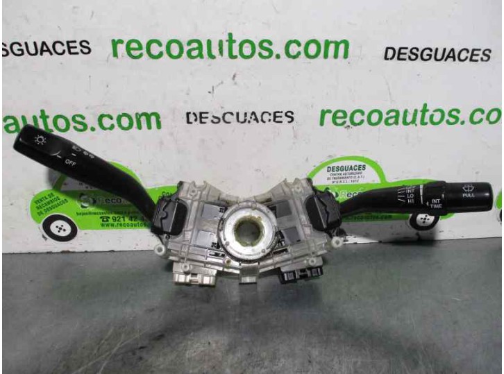 Recambio de mando luces para toyota prius (nhw11) 1.5 16v cat referencia OEM IAM 8431047030  