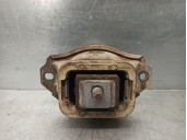 Replacement left engine mount for Land Rover Range Rover Sport 2.7 TD V6 CAT OEM IAM reference KKB500441G 