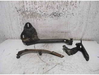 Recambio de soporte / guia puerta corredera para chevrolet trans sport 3.4 v6 cat referencia OEM IAM   