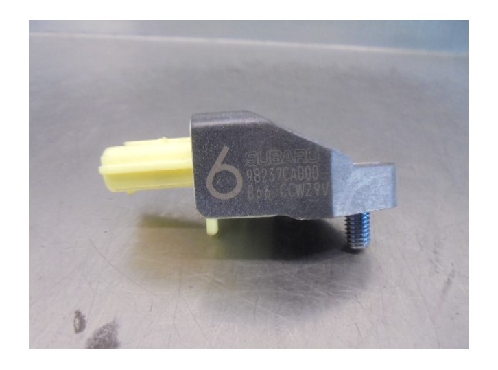 Recambio de sensor impacto para toyota gt 86 2.0 16v cat referencia OEM IAM 98237CA000 