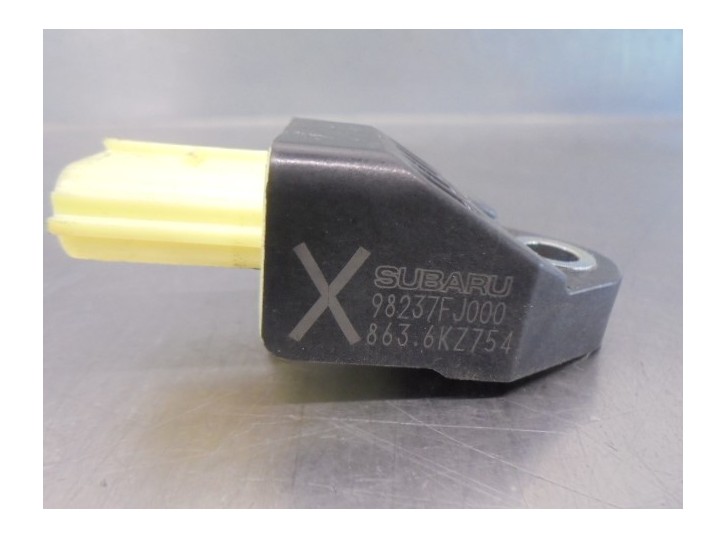 Recambio de sensor impacto para toyota gt 86 2.0 16v cat referencia OEM IAM 98237FJ000 