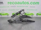 Replacement tailgate hinge for Volvo S40 sedan 2.0 diesel CAT OEM IAM reference 31218465 