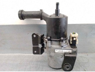 Recambio de bomba direccion para peugeot 5008 2.0 16v hdi fap cat (rhe / dw10cted4) referencia OEM IAM 9675811180 113092 HPI