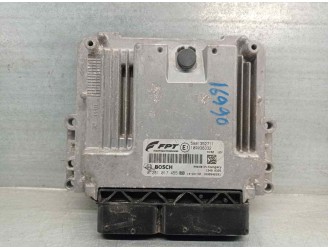 Replacement engine ECU for Iveco Daily KA 2.3 diesel cat OEM IAM reference 5801352711 0281017455 BOSCH