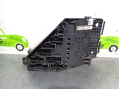 Replacement relay / fuse box for MG Series 25 (RF) 1.4 16V cat OEM IAM reference YQE103720 