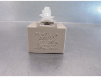 Recambio de rele para toyota gt 86 2.0 16v cat referencia OEM IAM 86111AJ001  