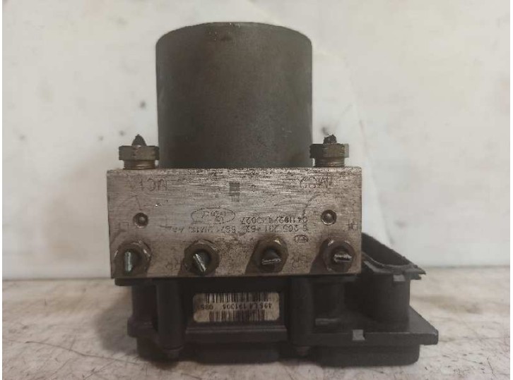 Recambio de abs para ford mondeo iii (b5y) 2.2 tdci referencia OEM IAM 5S712M110AA 0265231462 BOSCH