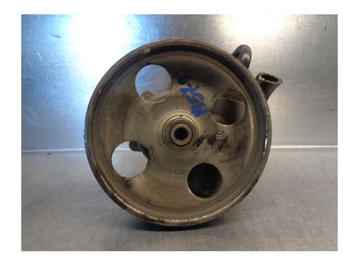 Recambio de bomba servodireccion para citroën c5 berlina 2.0 hdi referencia OEM IAM 9636086680 7617955502 ZF