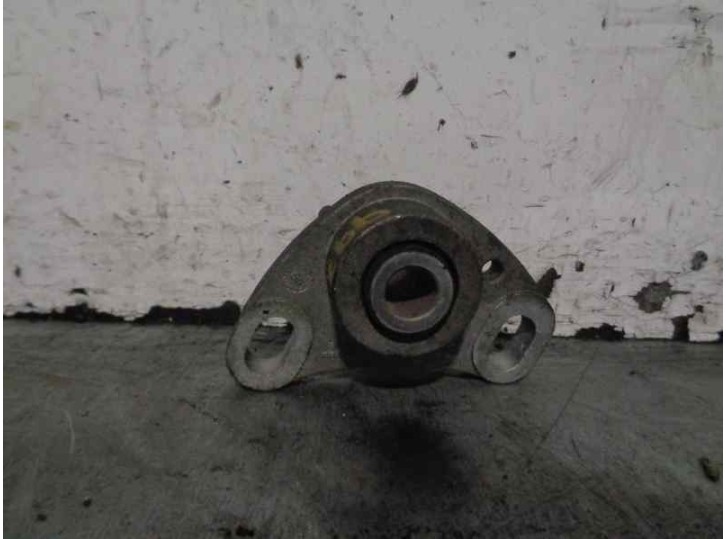 Recambio de soporte motor izquierdo para volvo s80 berlina 2.4 cat referencia OEM IAM 9203968 