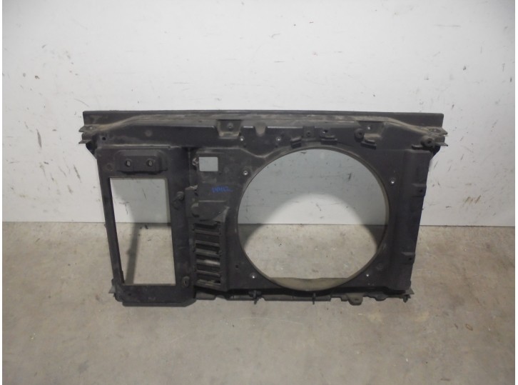 Recambio de calandra delantera de radiador para peugeot 5008 1.6 hdi fap referencia OEM IAM DE FIBRA 