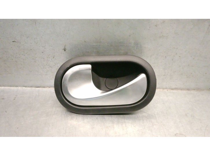 Replacement front left interior door handle for Smart Forfour Hatchback (453) Electric Drive / EQ (453.091) OEM reference 