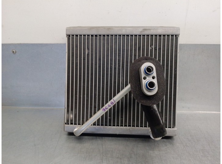 Recambio de evaporador aire acondicionado para hyundai kona 1.0 tgdi cat referencia OEM IAM 97139J9000  