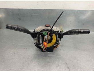 Recambio de mando luces para subaru legacy familiar/outback b13 (bp) 2.5i outback referencia OEM IAM 83111AC621  